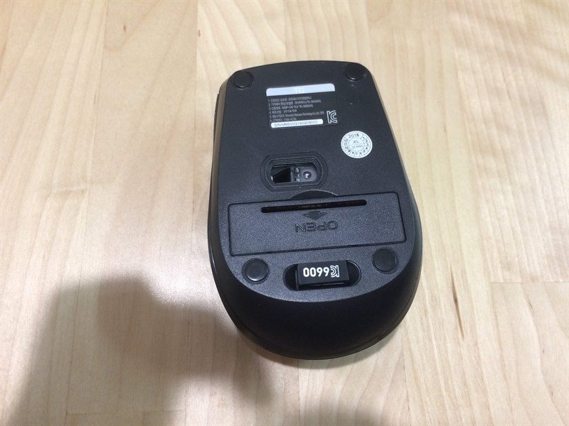 [사진 = 다이소 TG-M6600G 무소음 무선 마우스(C)]